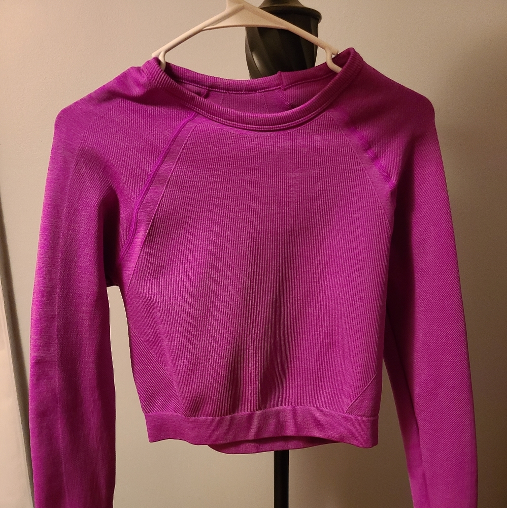 Athletic top pink